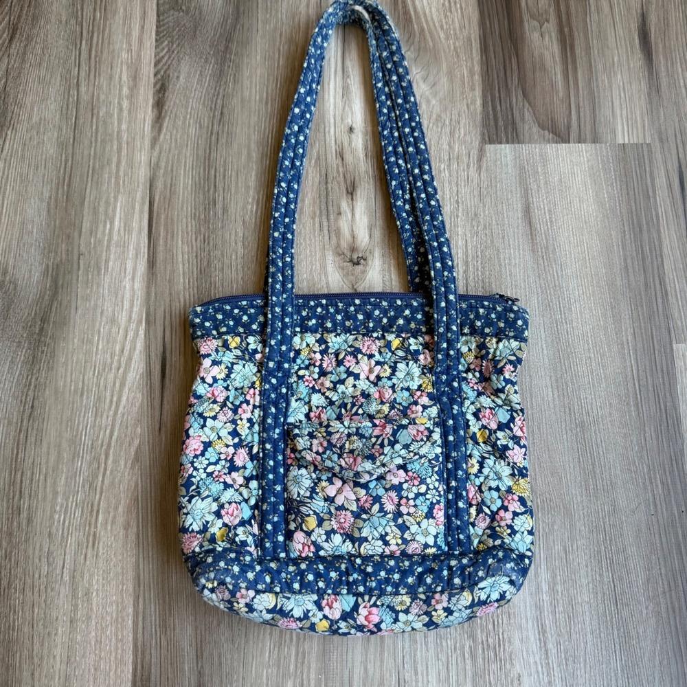 Misty Harbor Blue Floral Quilted Tote Bag Shoulder Purse Cotton Zip Top‎